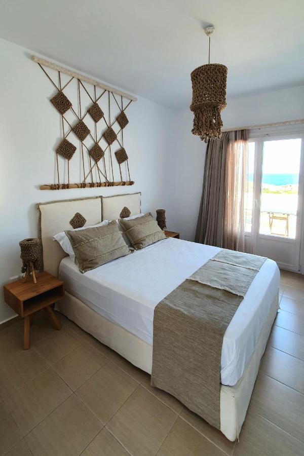 Sarakiniko Rooms Adamantas  Exterior photo