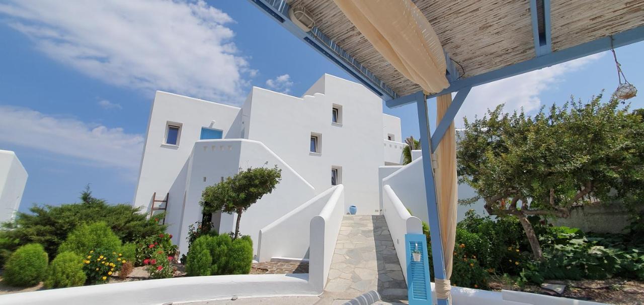 Sarakiniko Rooms Adamantas  Exterior photo